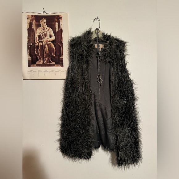 Michael Kors Jackets & Blazers - MICHAEL KORS Black faux Fur Vest Size S Retail $280